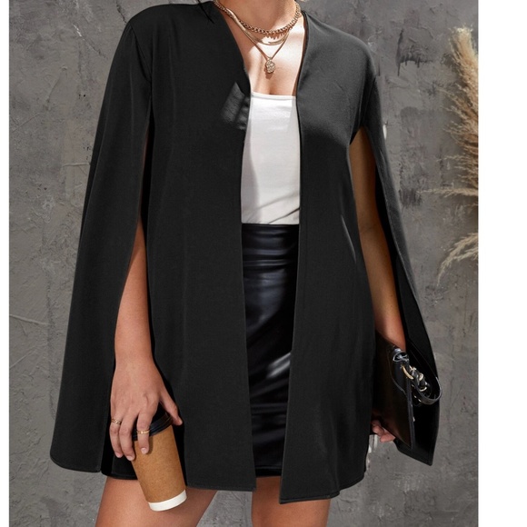 Sophisticated Black Cape Blazer for Women - Picture 1 of 6